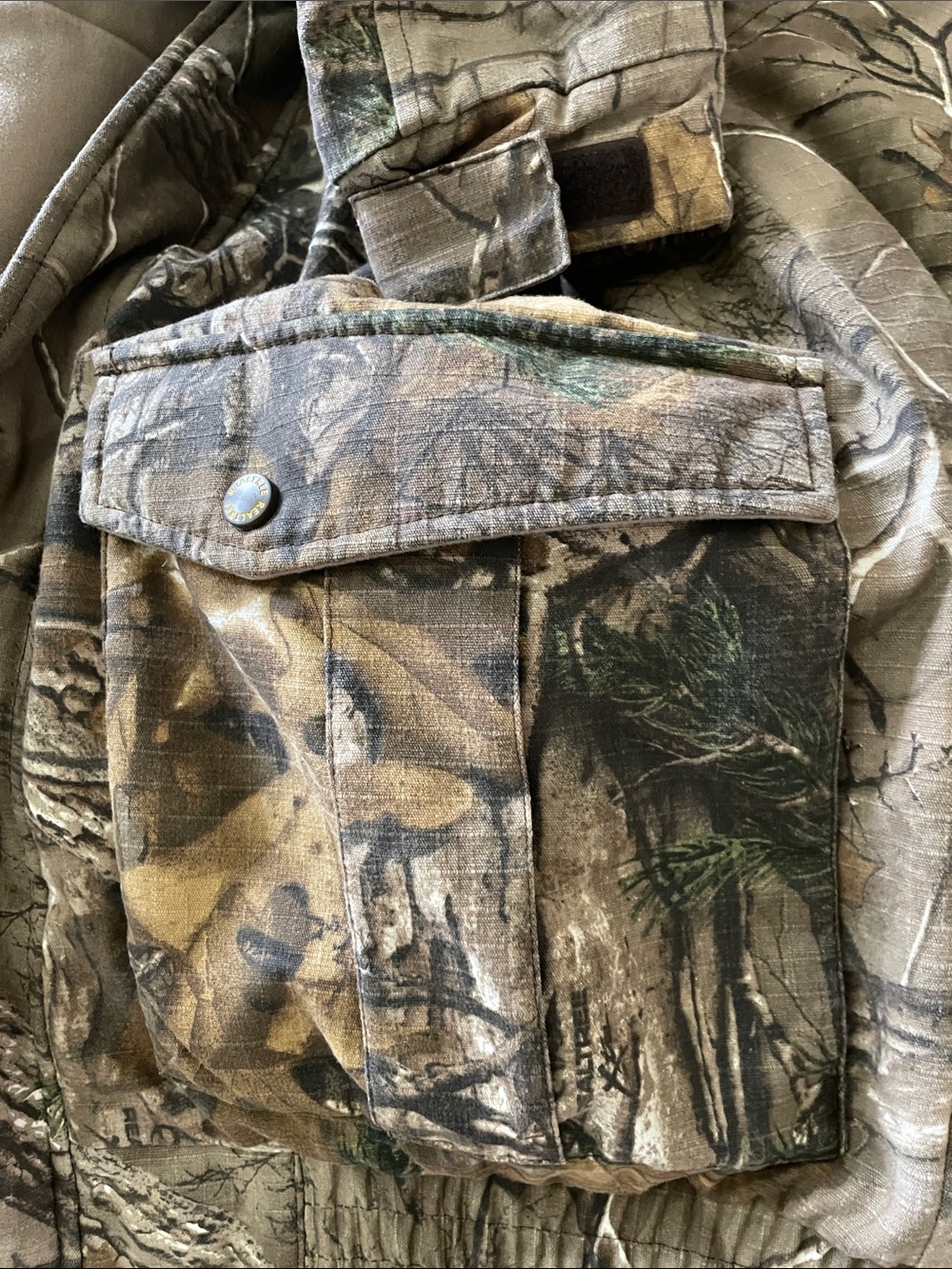 Realtree Camouflage Hooded Hunting Jacket   Size M - Picture 6 of 9